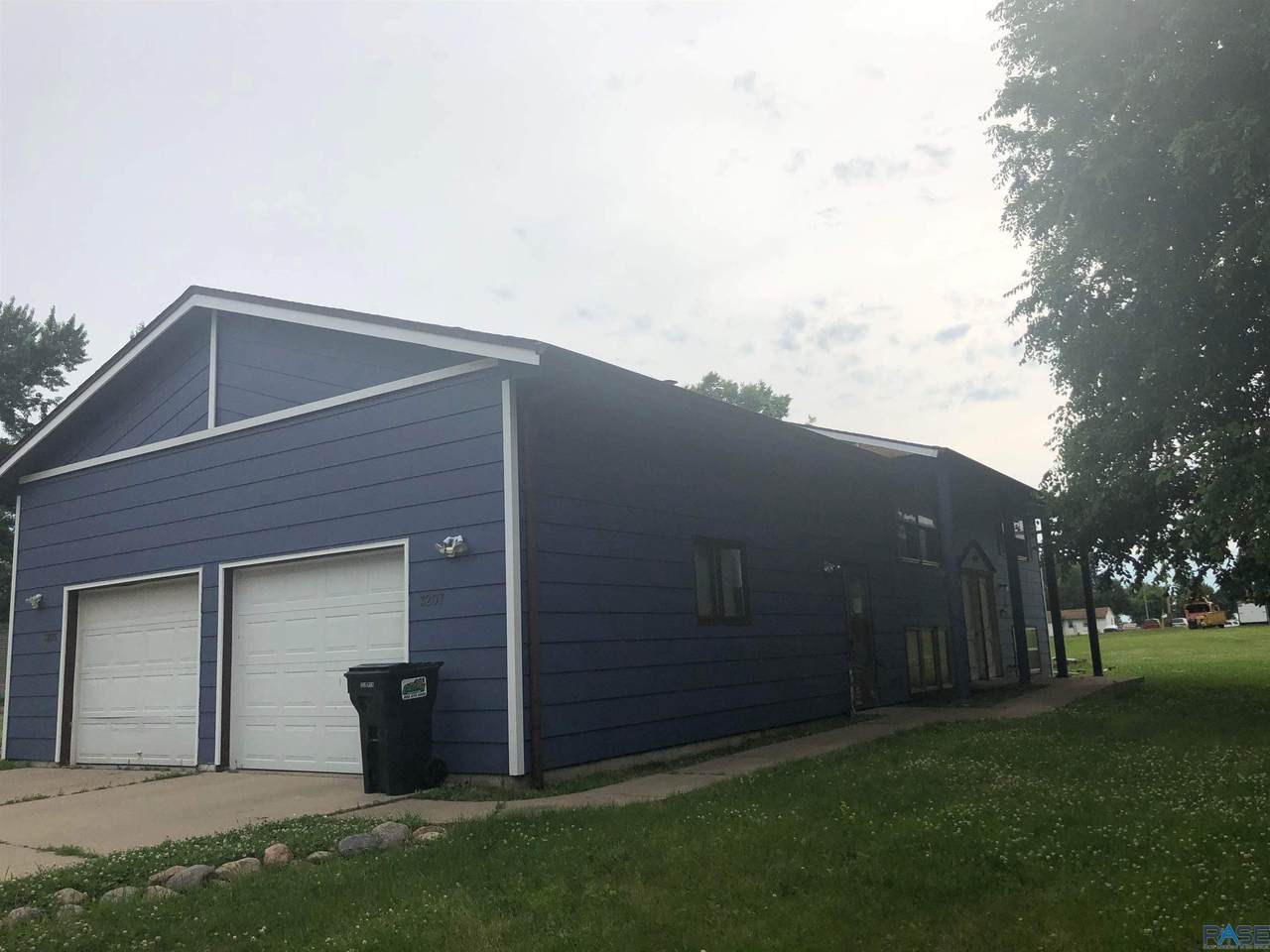 3205 Wayland Ave - Photo 1