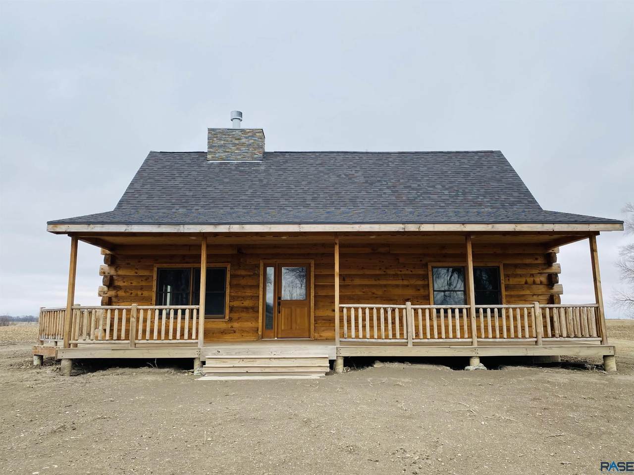 2506 Main St - Photo 1
