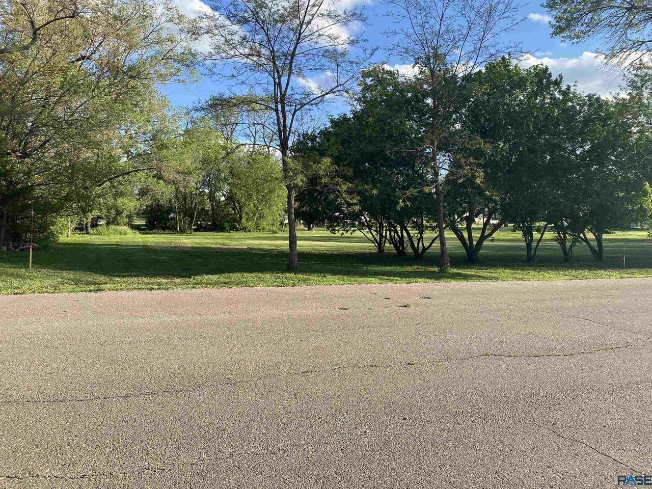 309 12th Ave - Photo 1