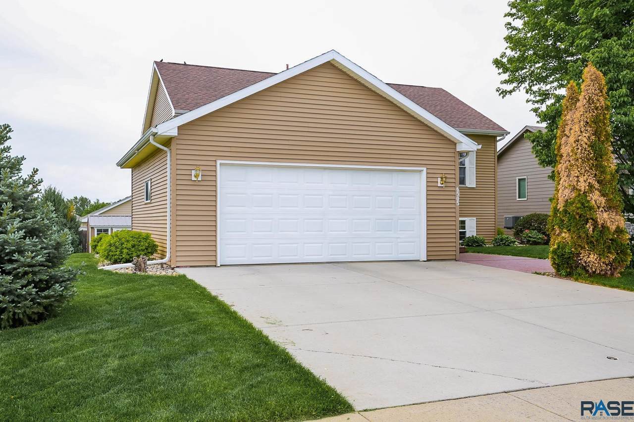 6505 Verbena St - Photo 1