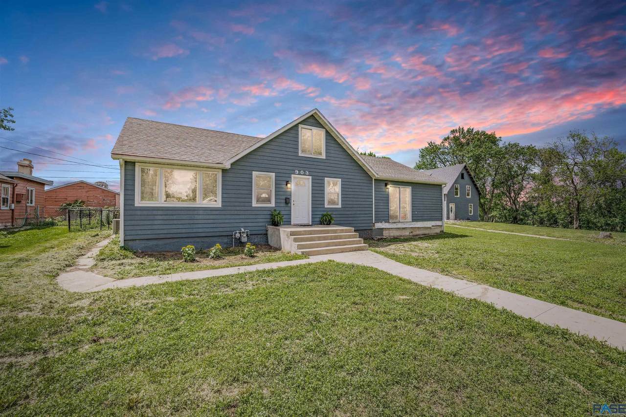 903 Mable Ave - Photo 1