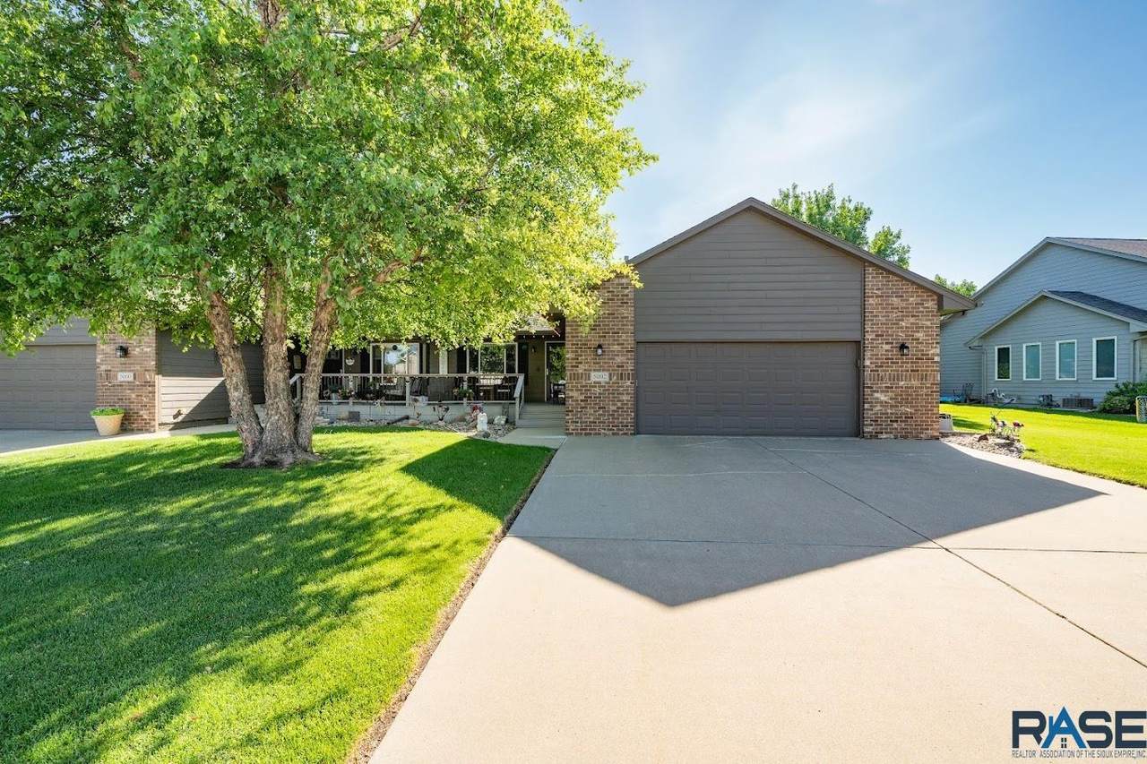 5002 Baneberry Ave - Photo 1
