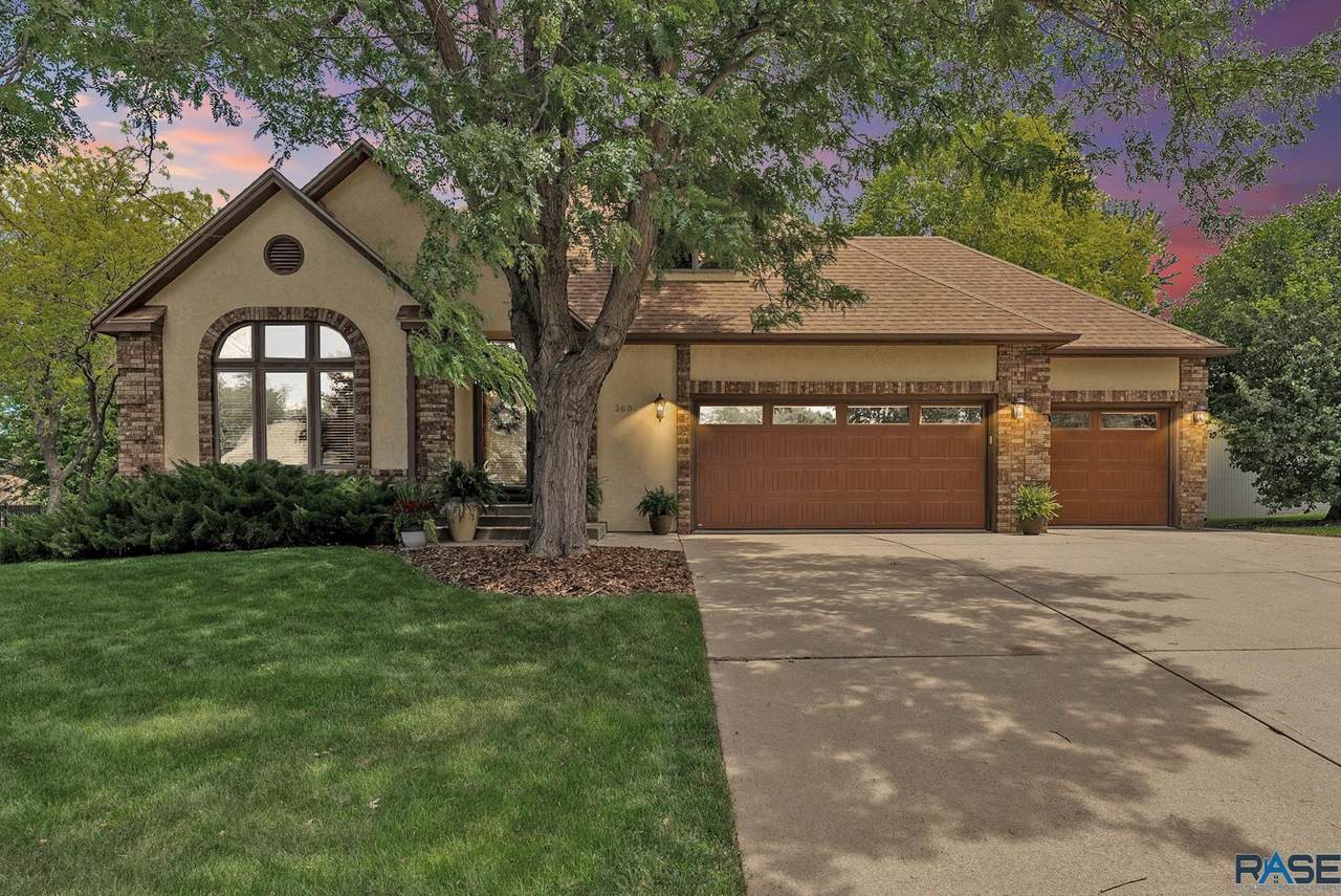 3804 Benjamin Dr - Photo 1