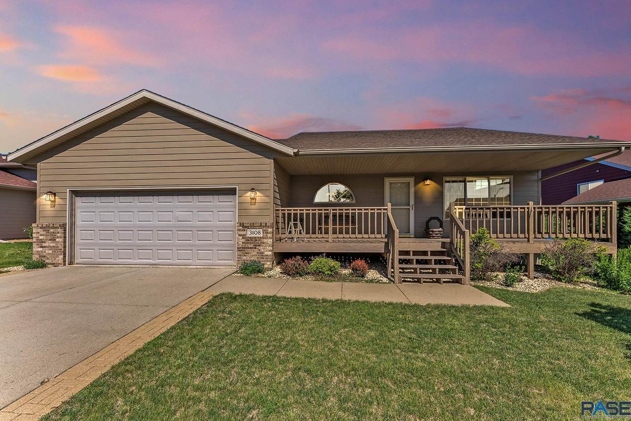 3108 Aurora Ave - Photo 1