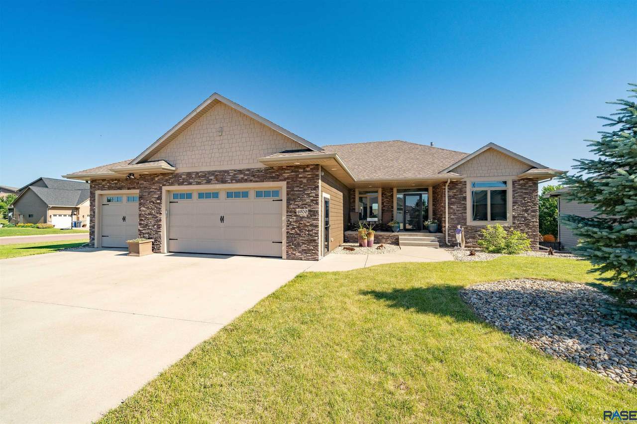 6300 Jasper Cir - Photo 1