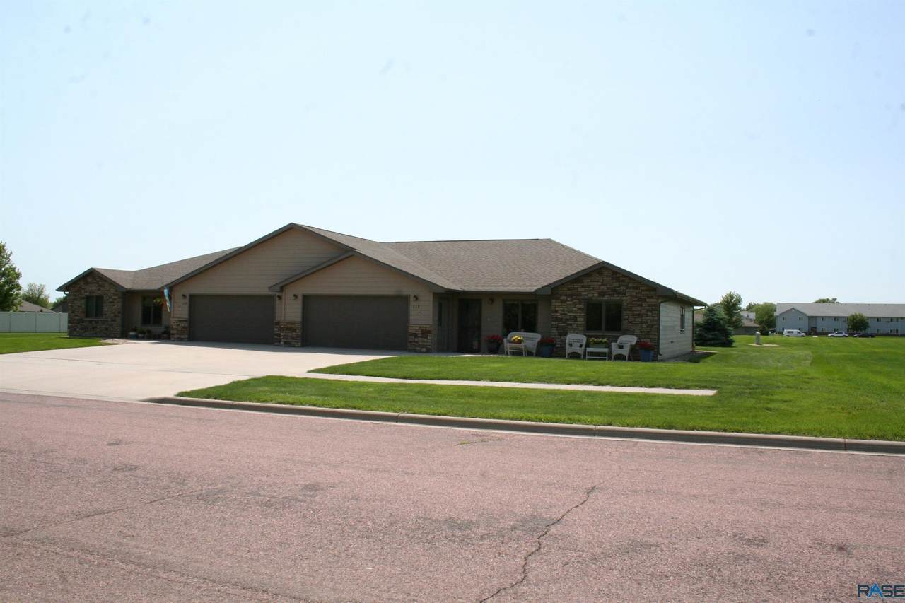 117 Mattie St - Photo 1