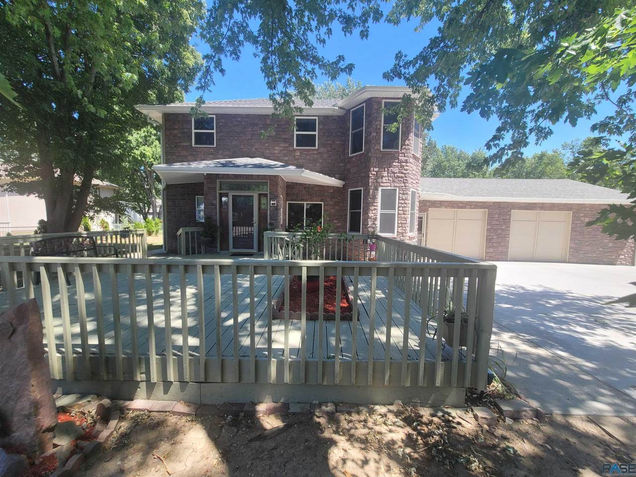 3512 9th Ave - Photo 1