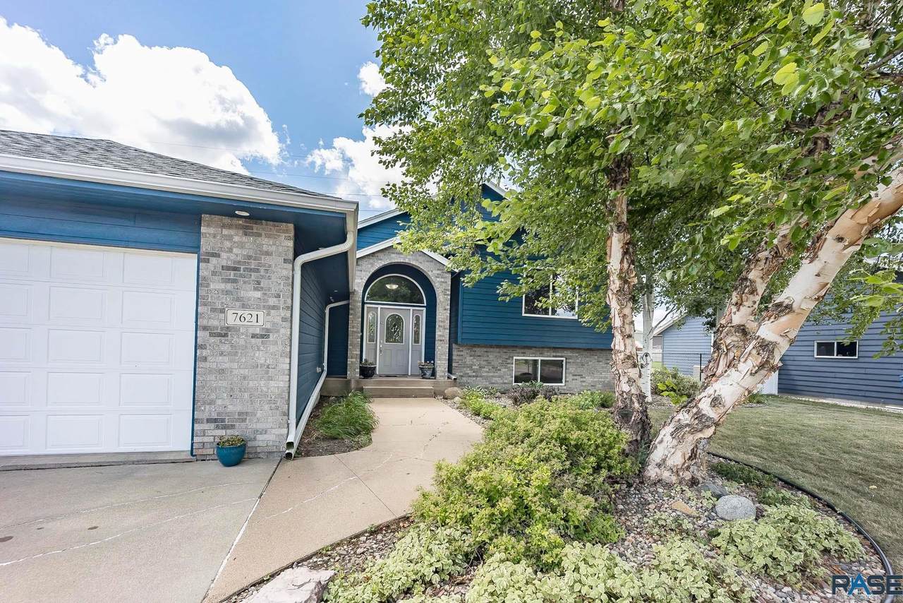 7621 Stoney Creek St - Photo 1