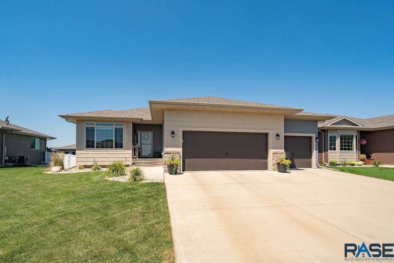 9524 Keyrell Cir - Photo 1
