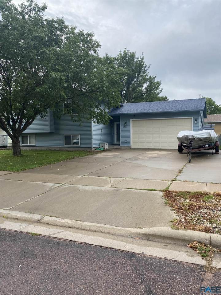 5801 Missouri St - Photo 1