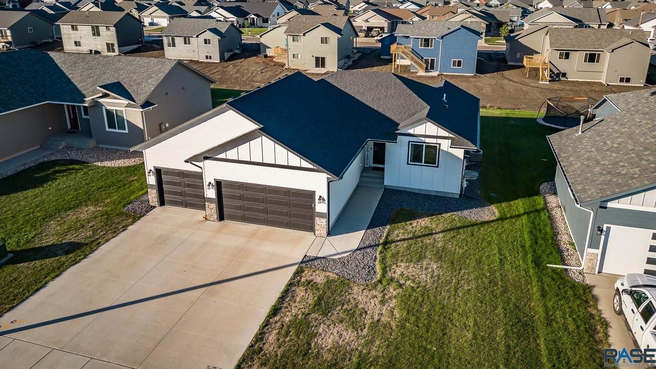 506 Marie Dr - Photo 1