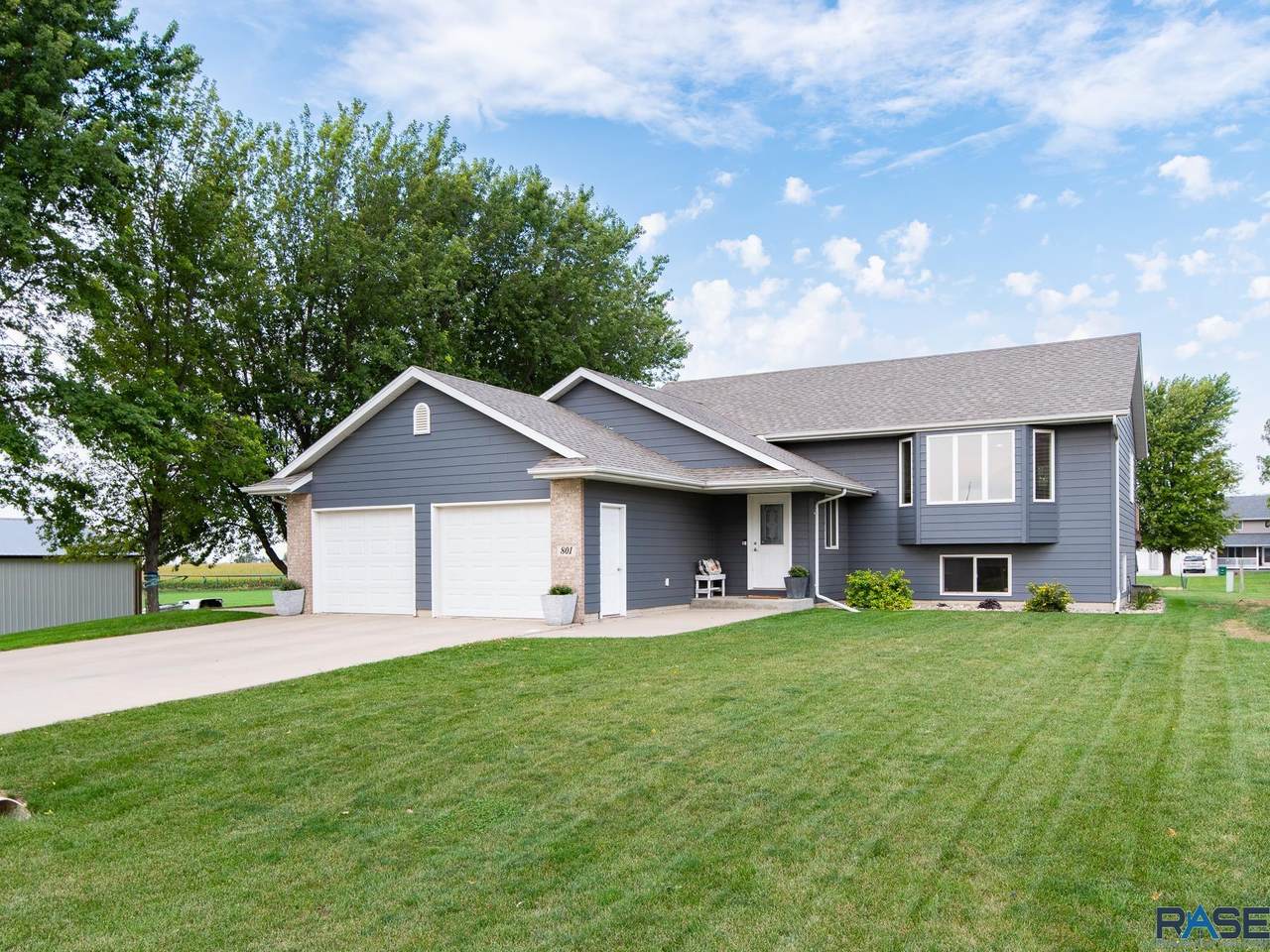 801 Hyland Dr - Photo 1