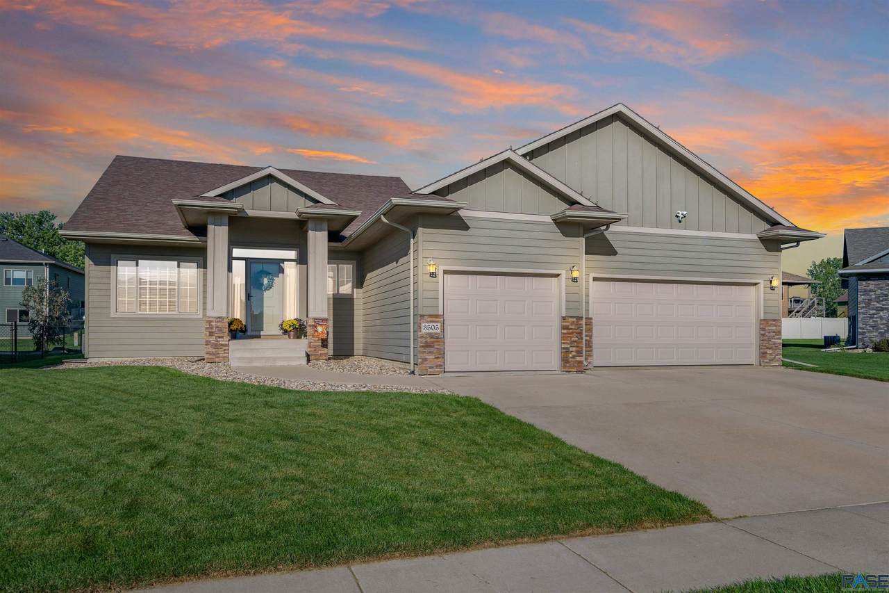 3505 Home Plate Ave - Photo 1