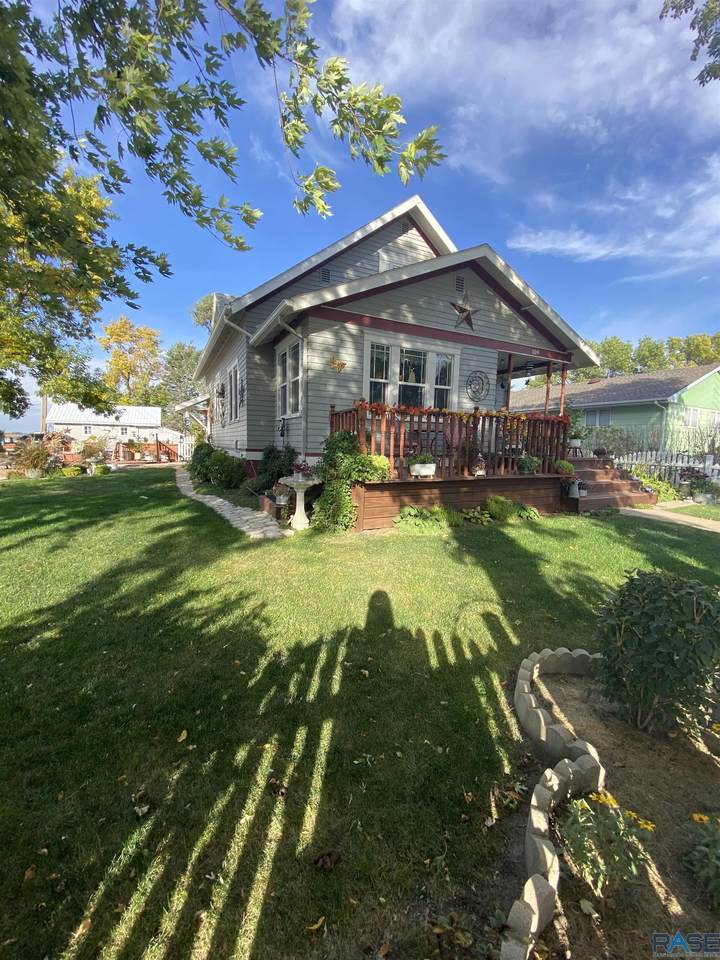 109 Lafayette St - Photo 1
