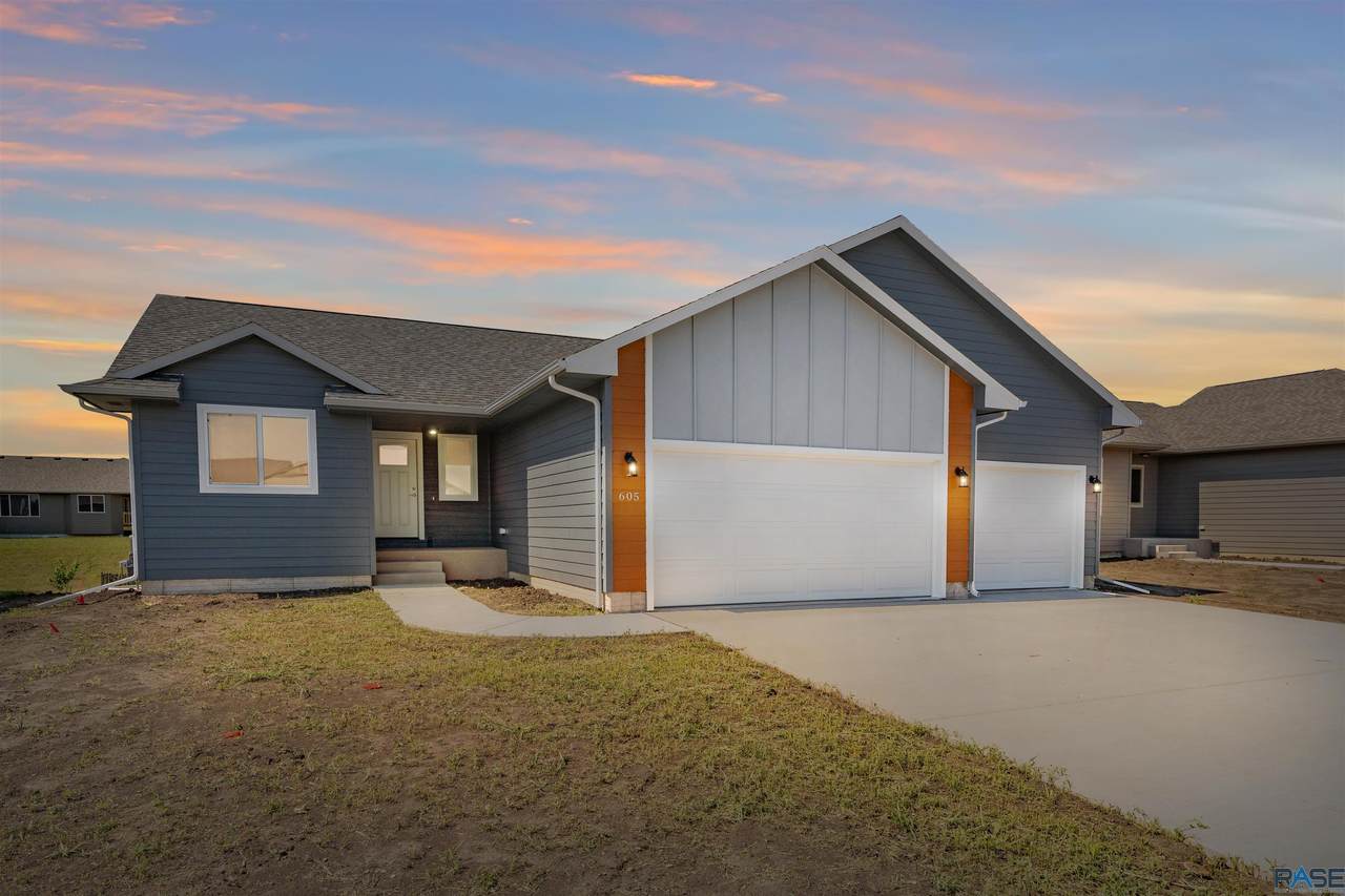 605 Brannon Dr - Photo 1