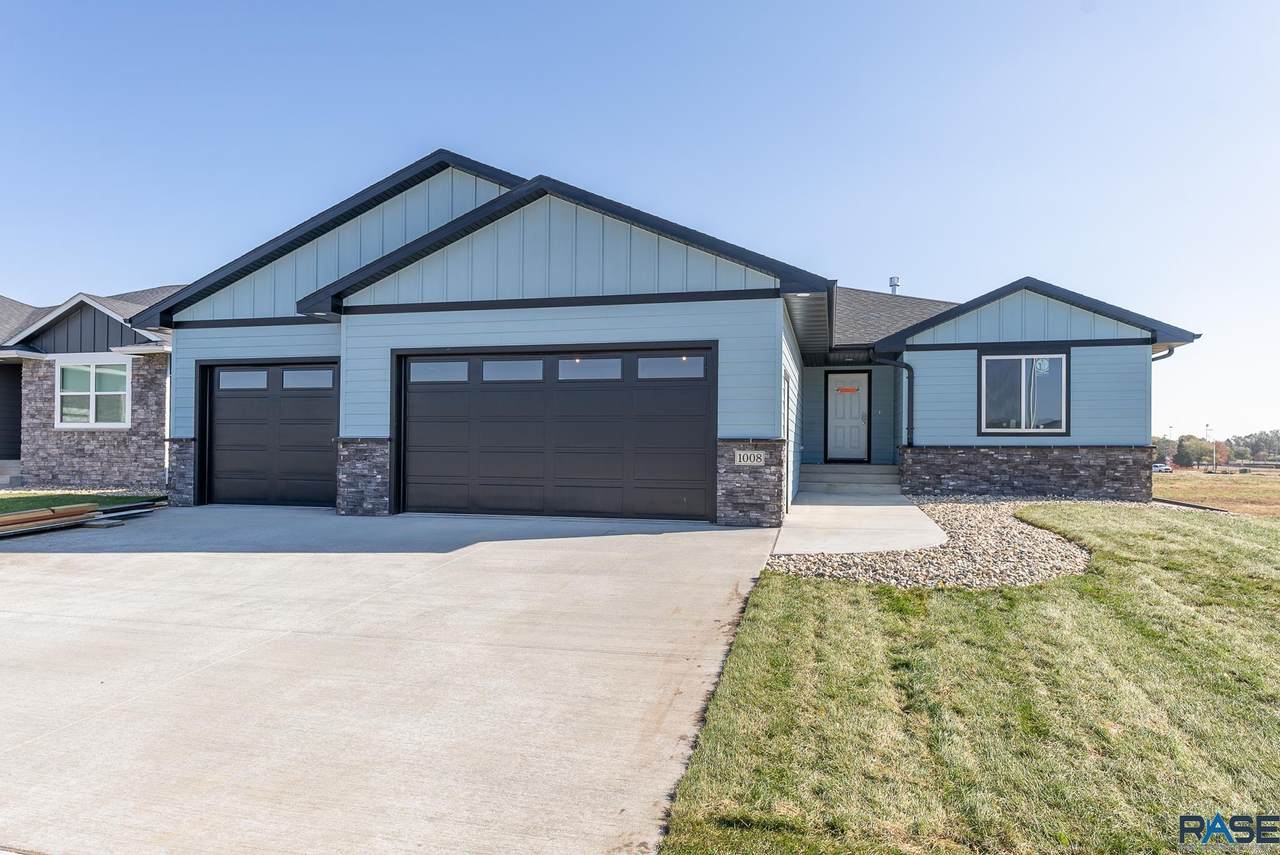 1008 Tracy Dr - Photo 1