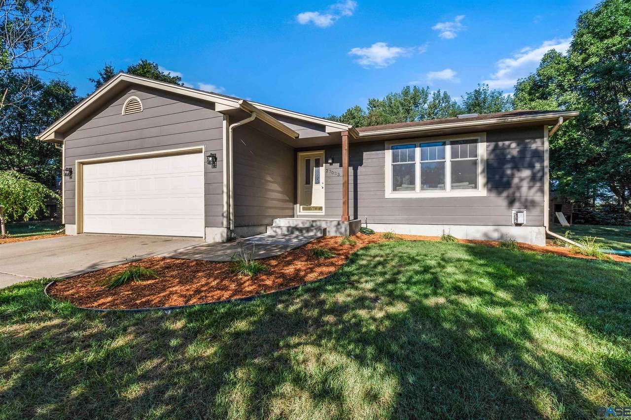 27033 Revilo Pl - Photo 1