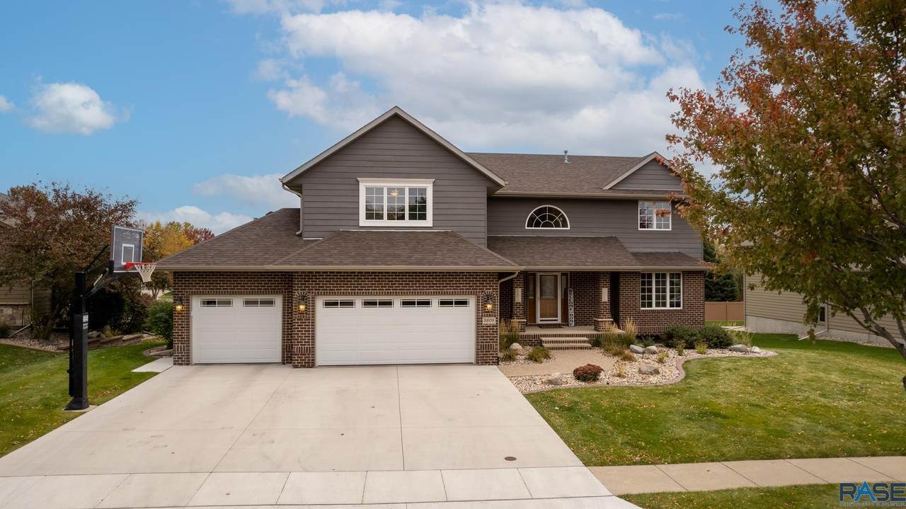 3808 Pillsberry Ave - Photo 1