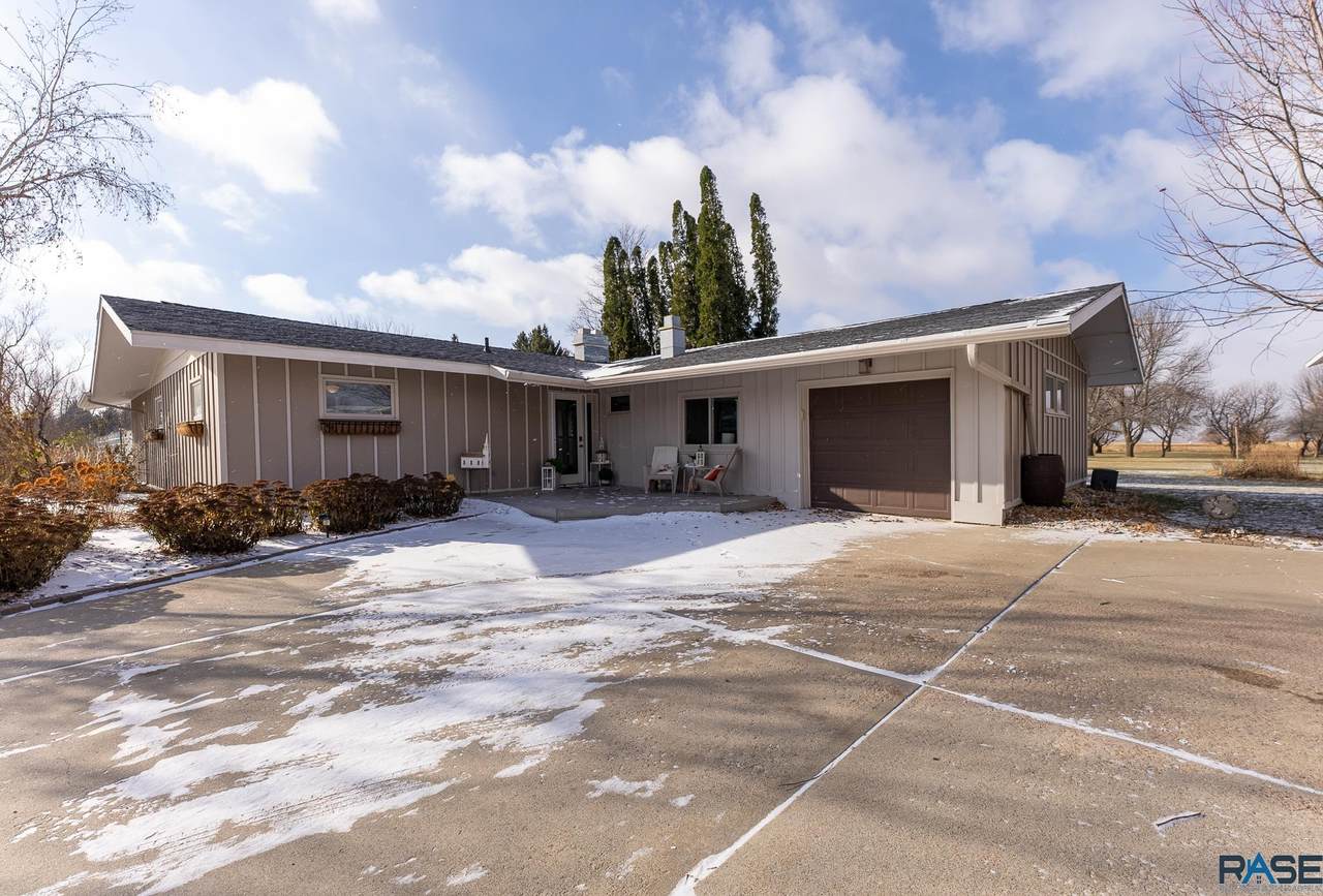 3809 Ellis Rd - Photo 1