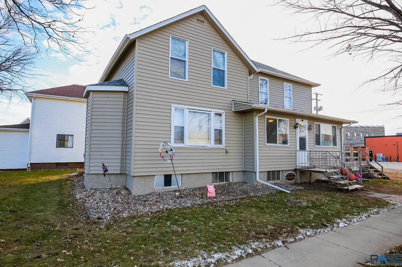 117 1st Ave - Photo 1
