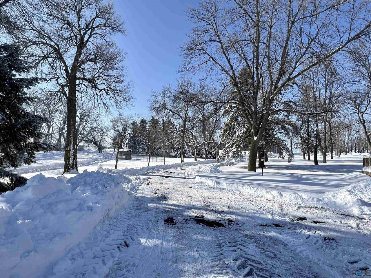 25772 472nd Ave - Photo 1
