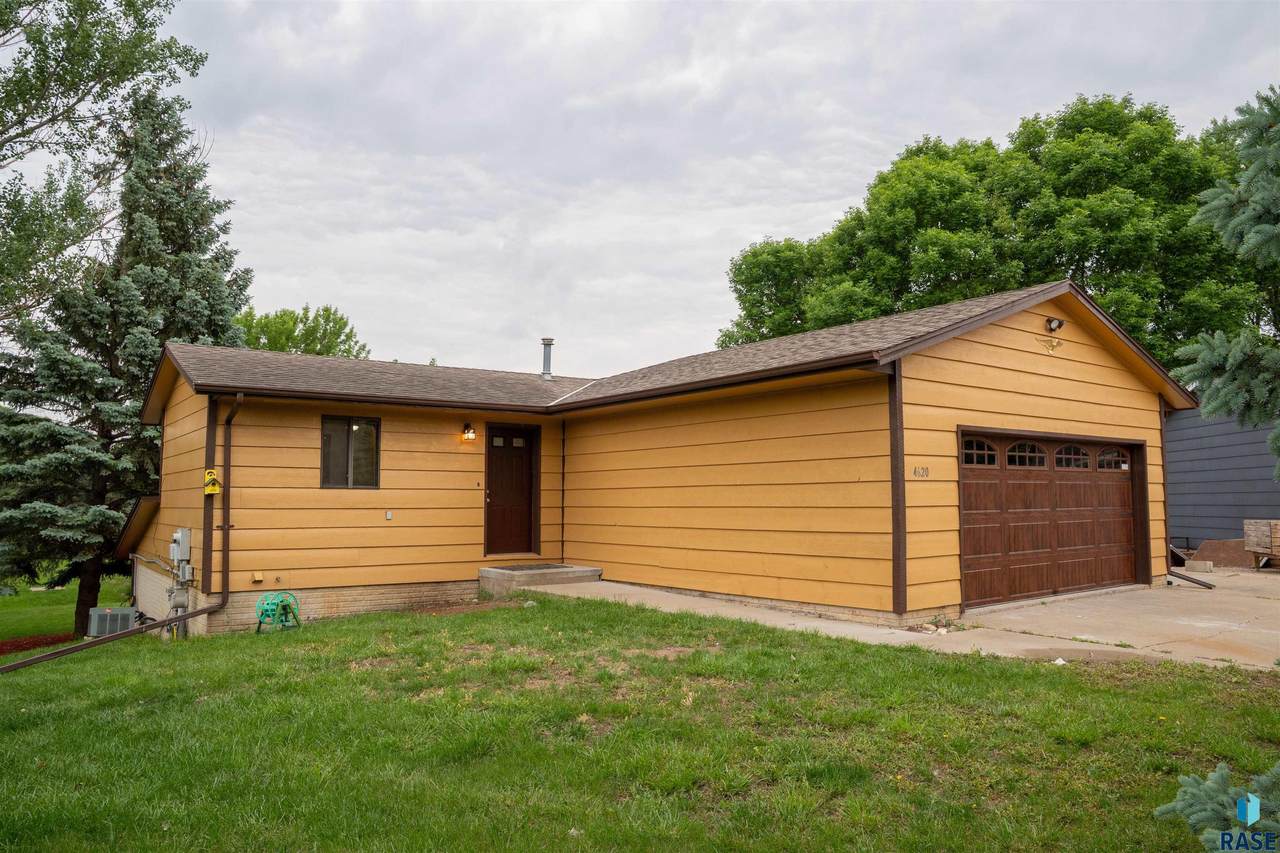 4620 Bluestem Cir Circle - Photo 1