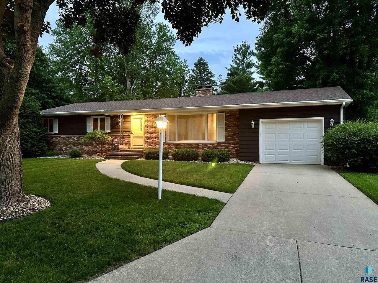 511 Crawford St Street - Photo 1