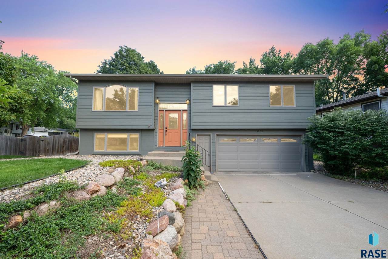 5008 49th St Street - Photo 1