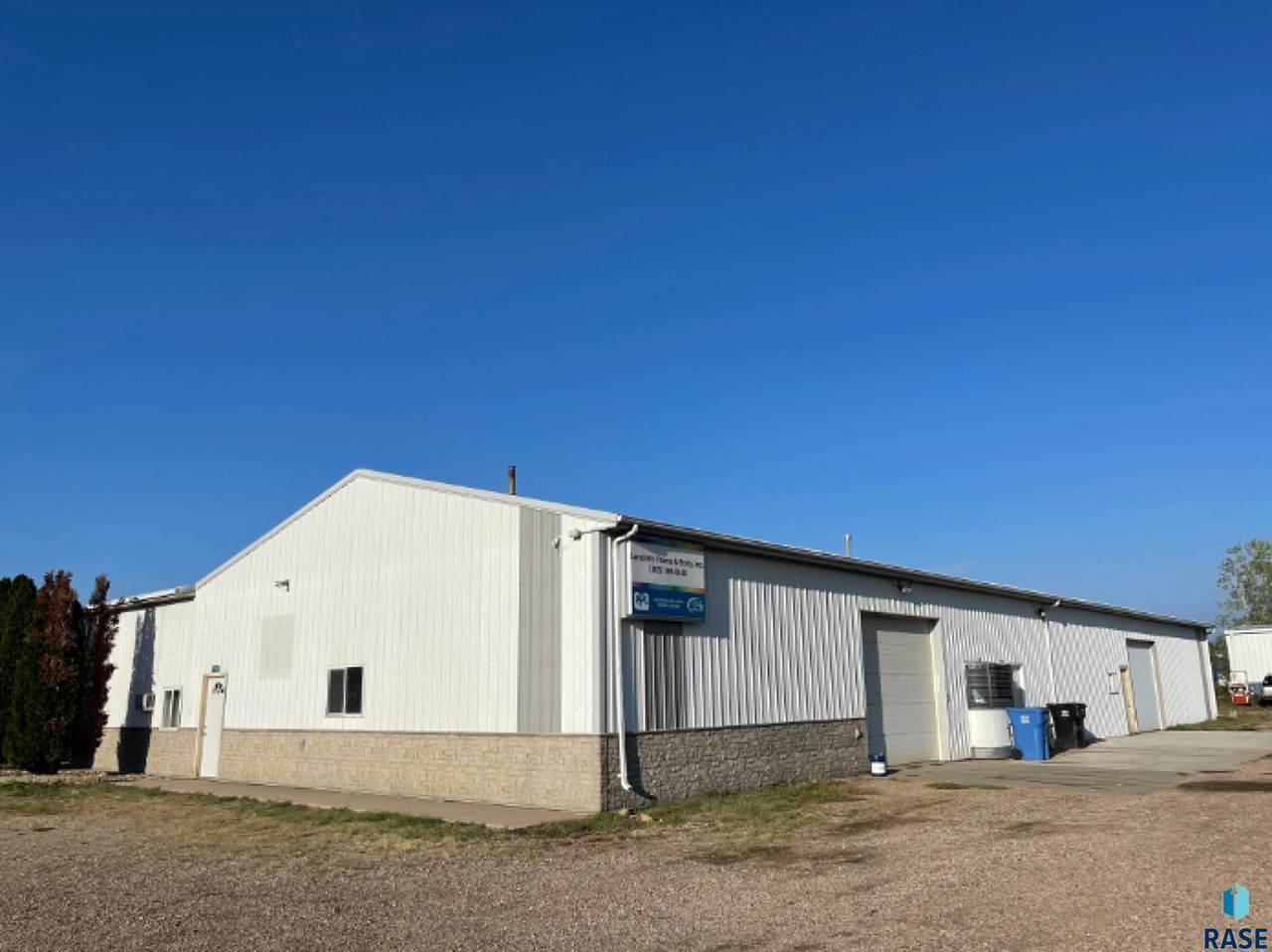 27080 Thomas Ave - Photo 1
