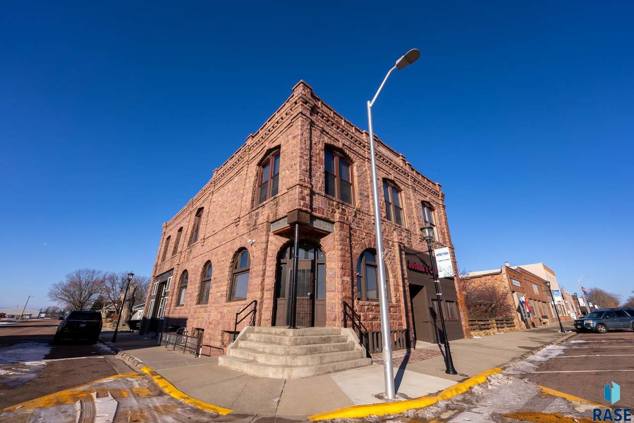 101 Main Ave - Photo 1