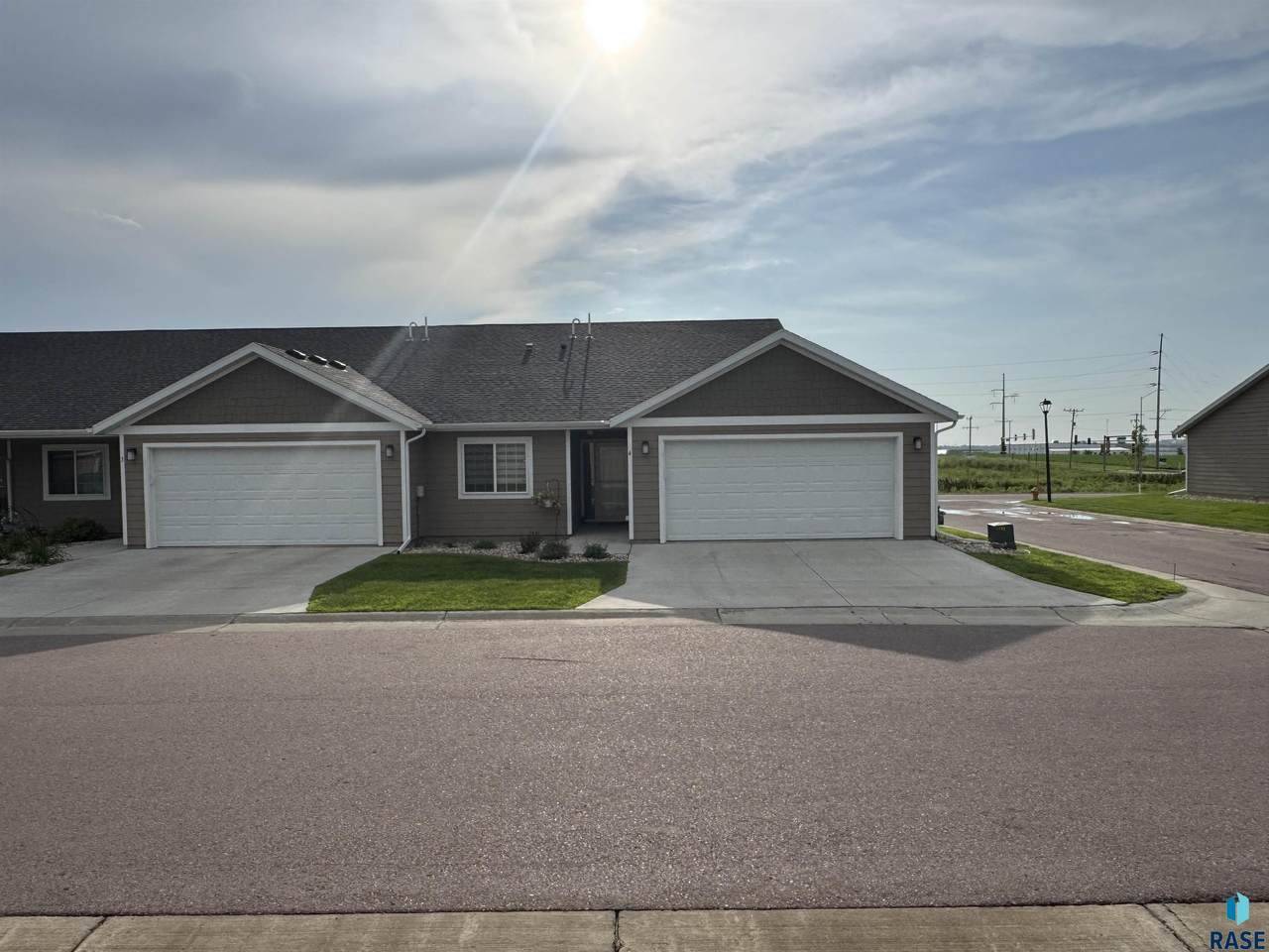 1209 Marion Ave Avenue - Photo 1