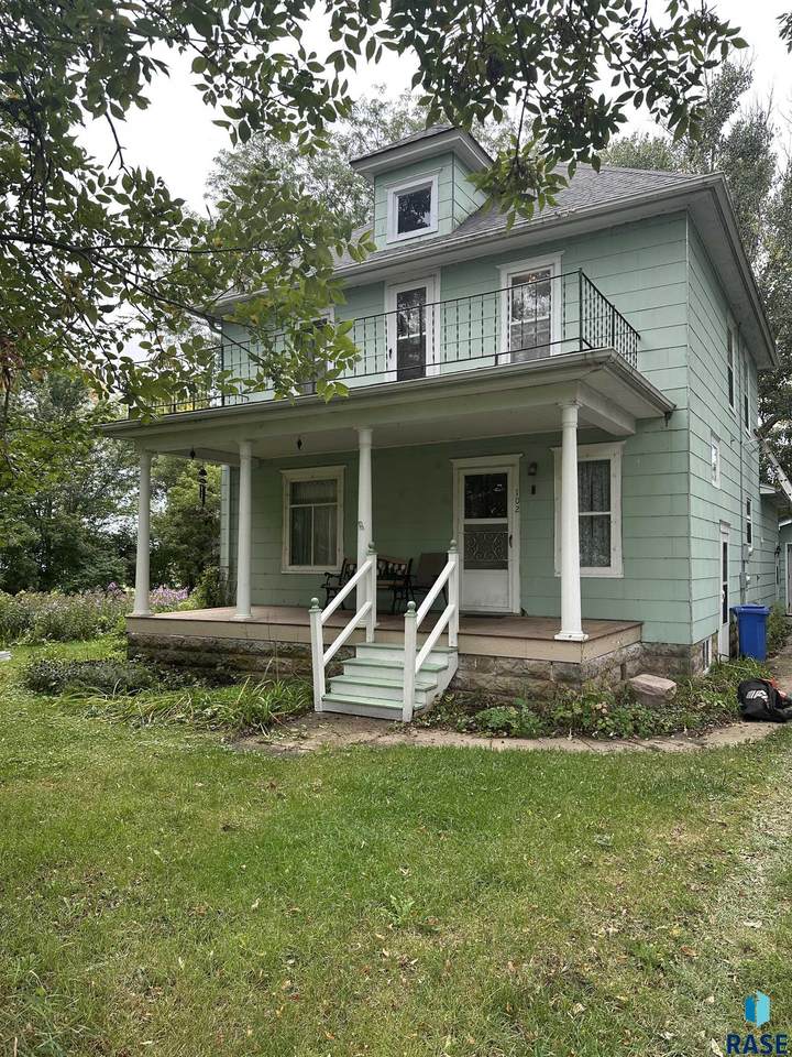 102 Buckingham St Street - Photo 1