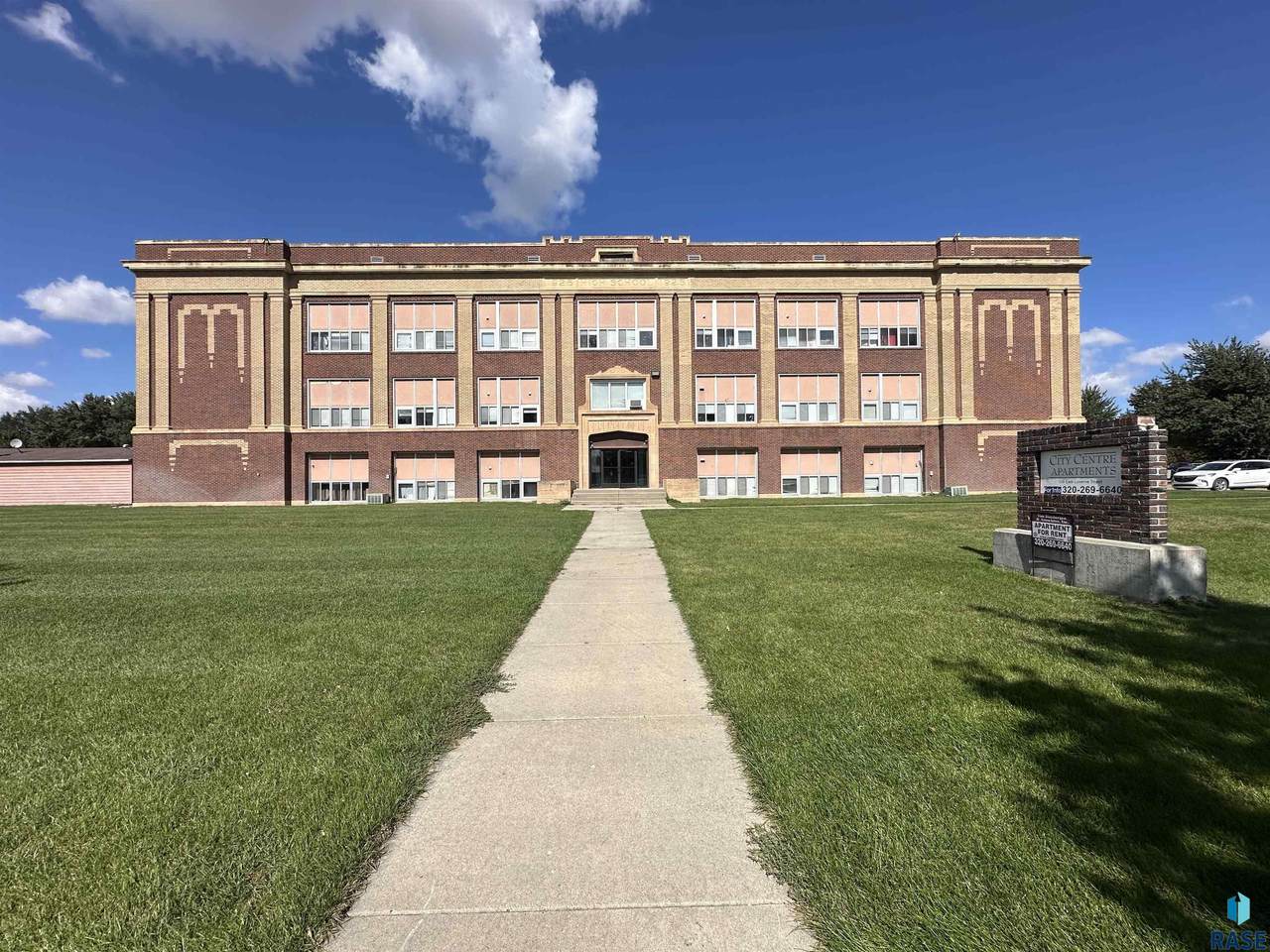 109 Luverne St Street - Photo 1