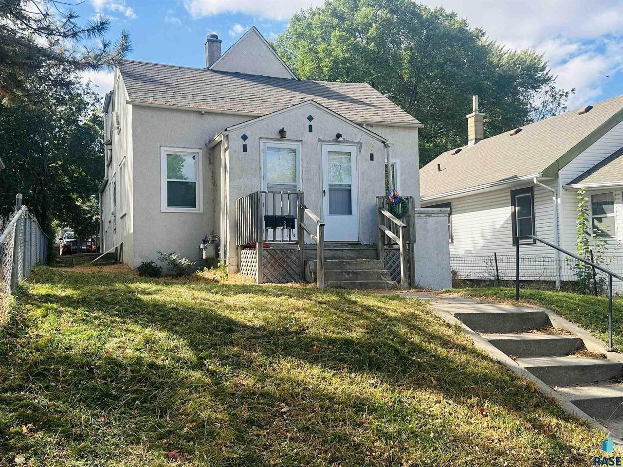 521 Menlo Ave Avenue - Photo 1