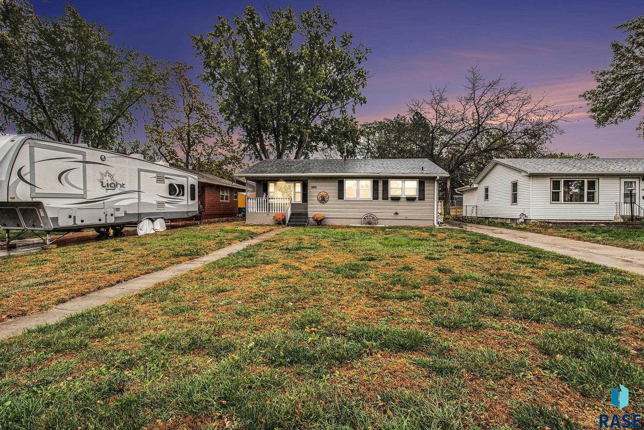 1802 Cedar St Street - Photo 1