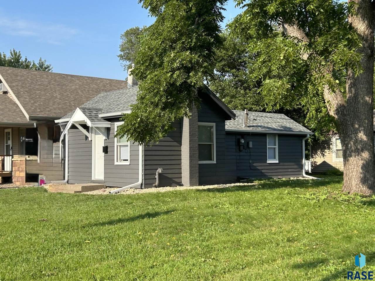 2020 Duluth Ave Avenue - Photo 1