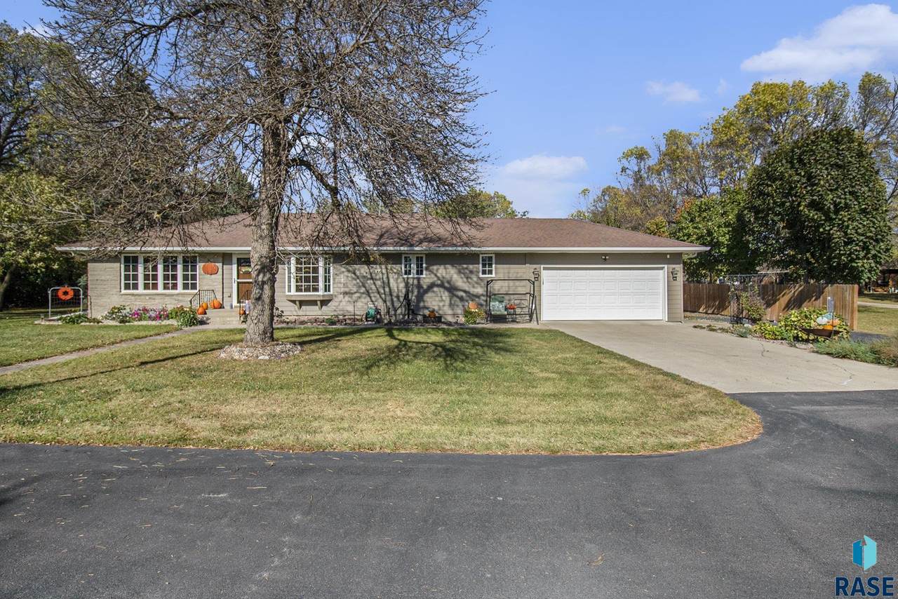 47852 273rd St Street - Photo 1