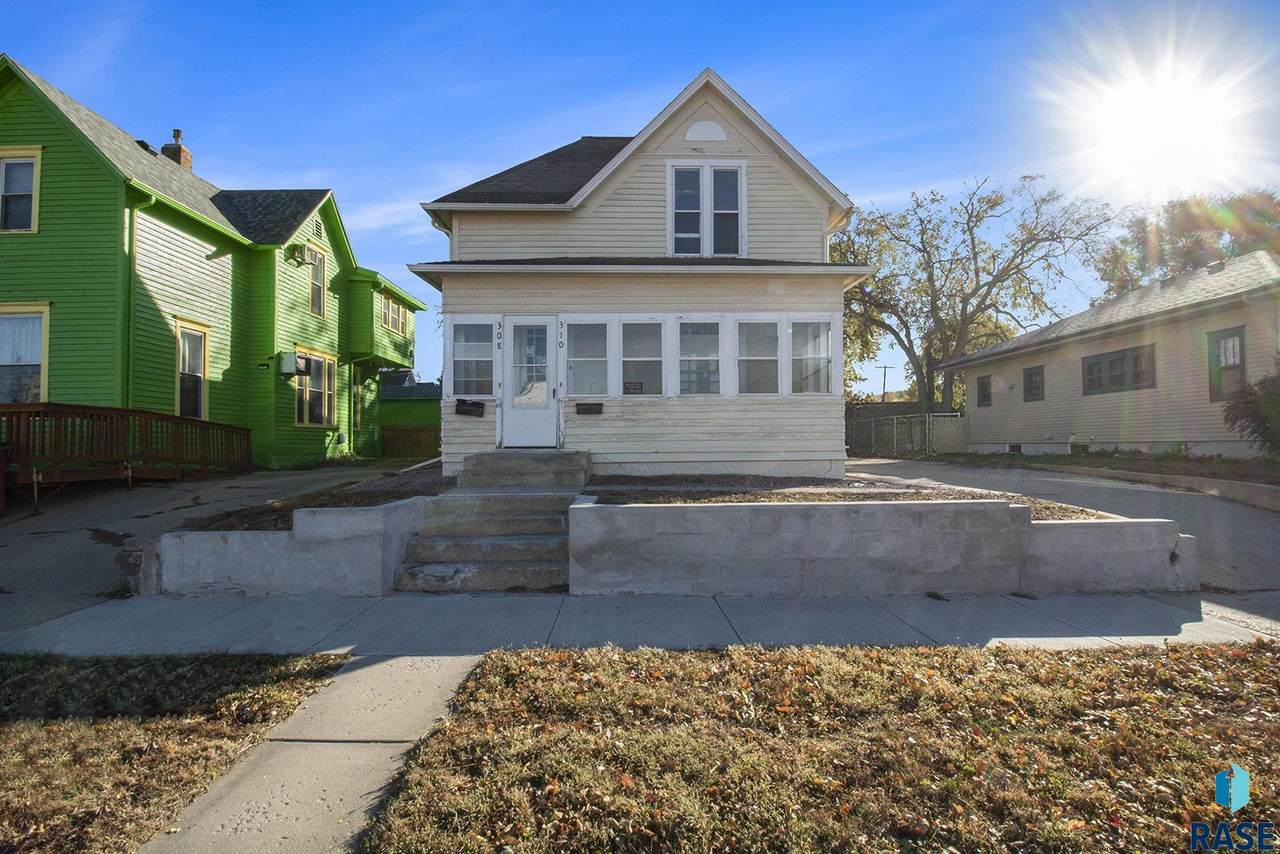 310 & 308 Walts Ave Avenue - Photo 1