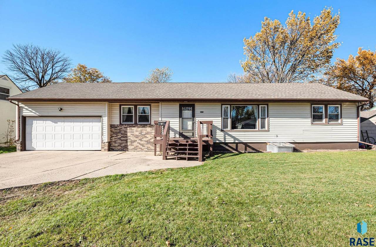 915 Lincoln Ave Avenue - Photo 1