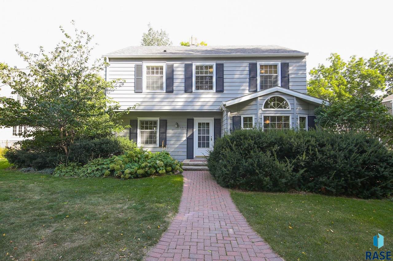 2212 Main Ave Avenue - Photo 1