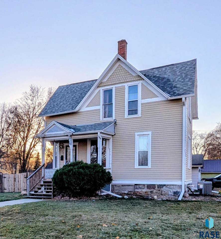 625 Lincoln St Street - Photo 1