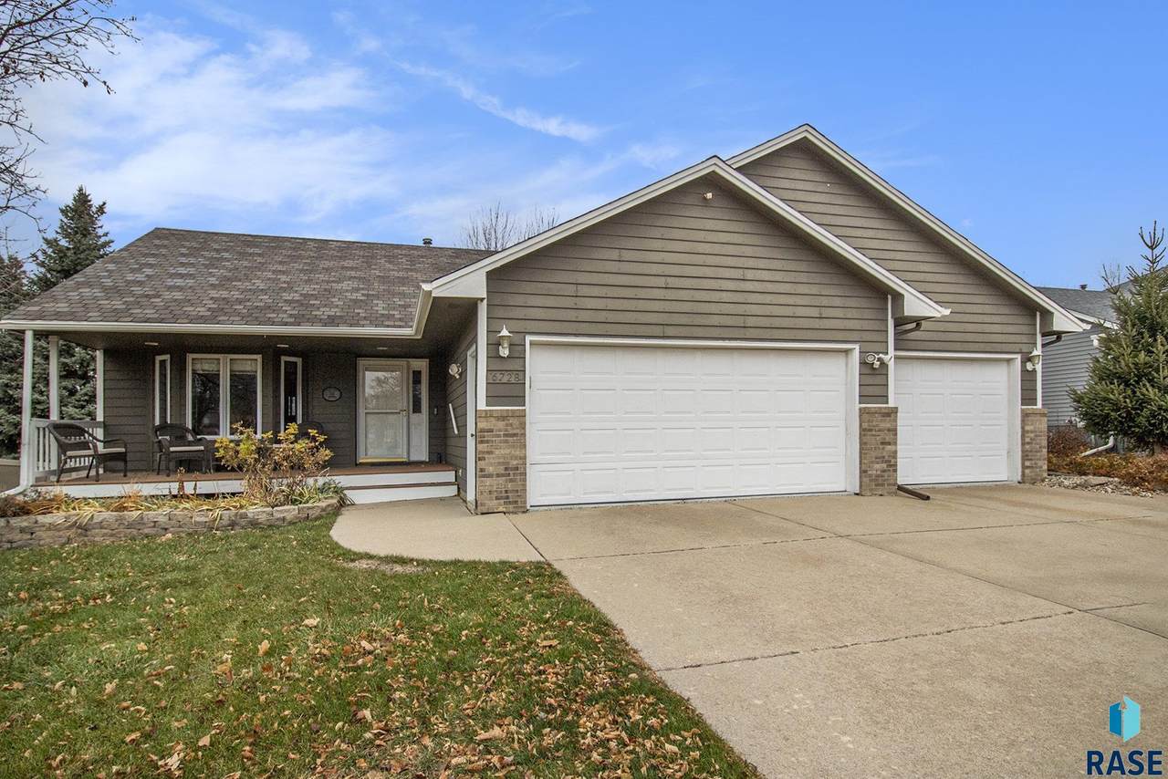 6728 Westminster Dr Drive - Photo 1