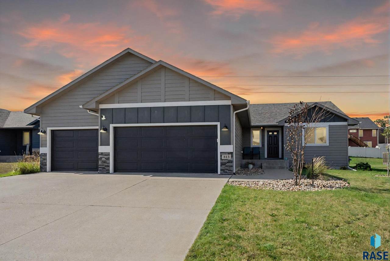 813 Anthem Dr Drive - Photo 1