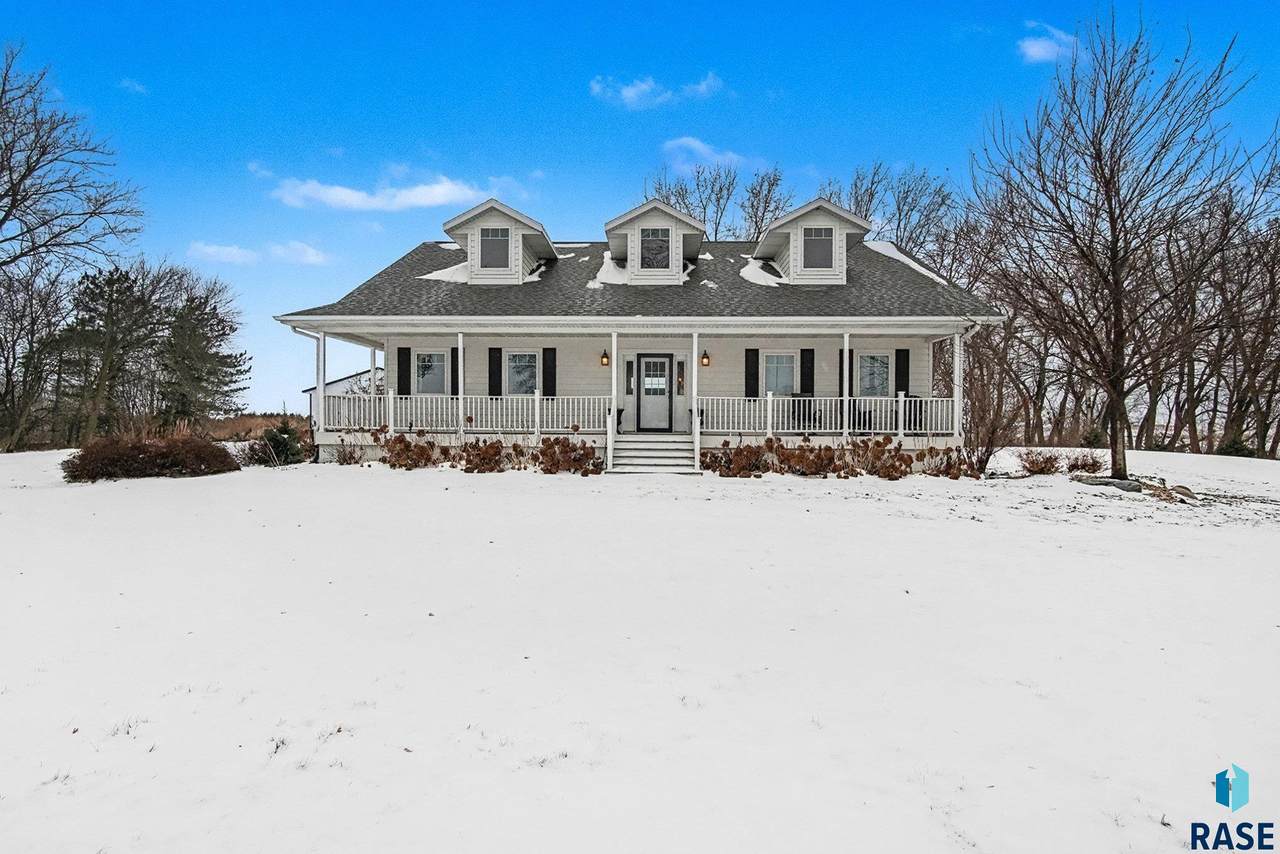 23877 467th Ave Avenue - Photo 1