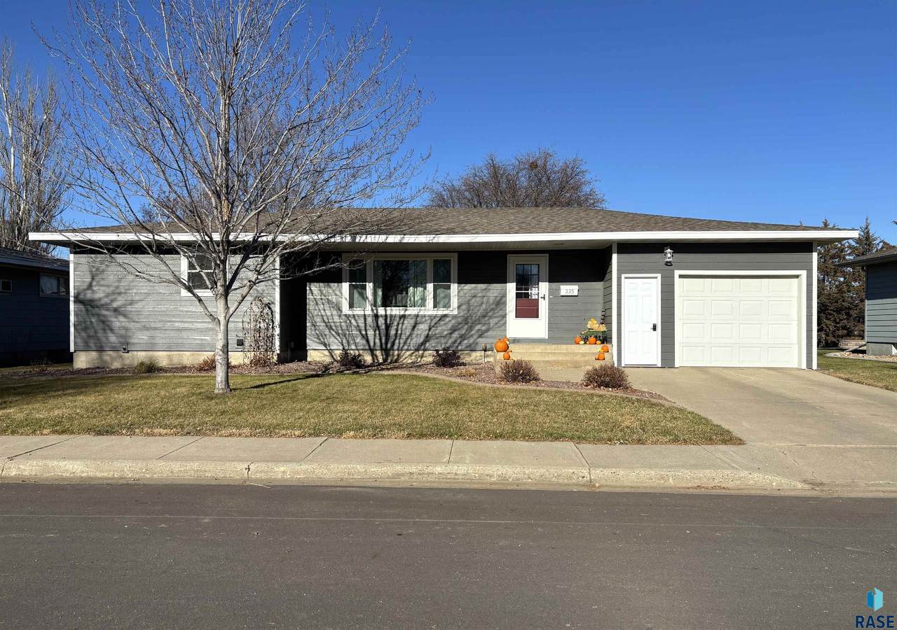 335 9th St Street - Photo 1