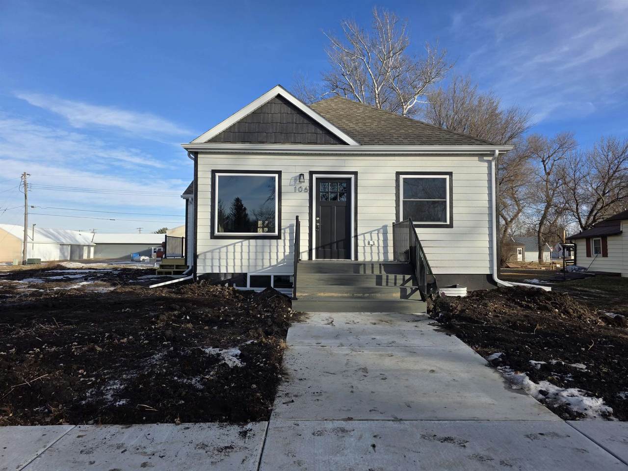 106 Florence Ave Avenue - Photo 1