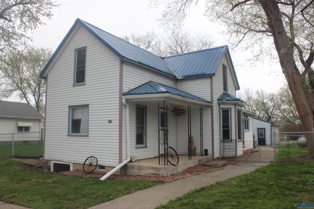 300 Washington St - Photo 1
