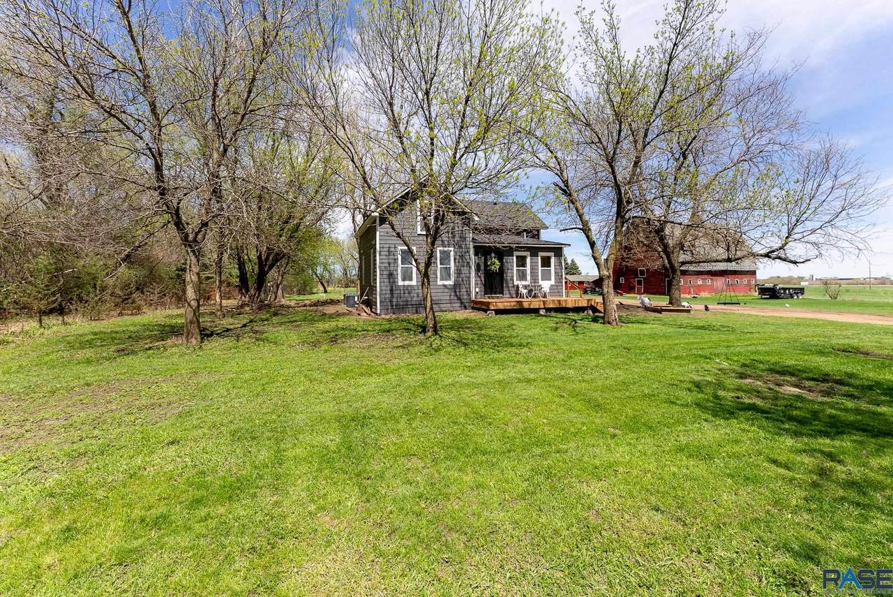 27758 470th Ave - Photo 1