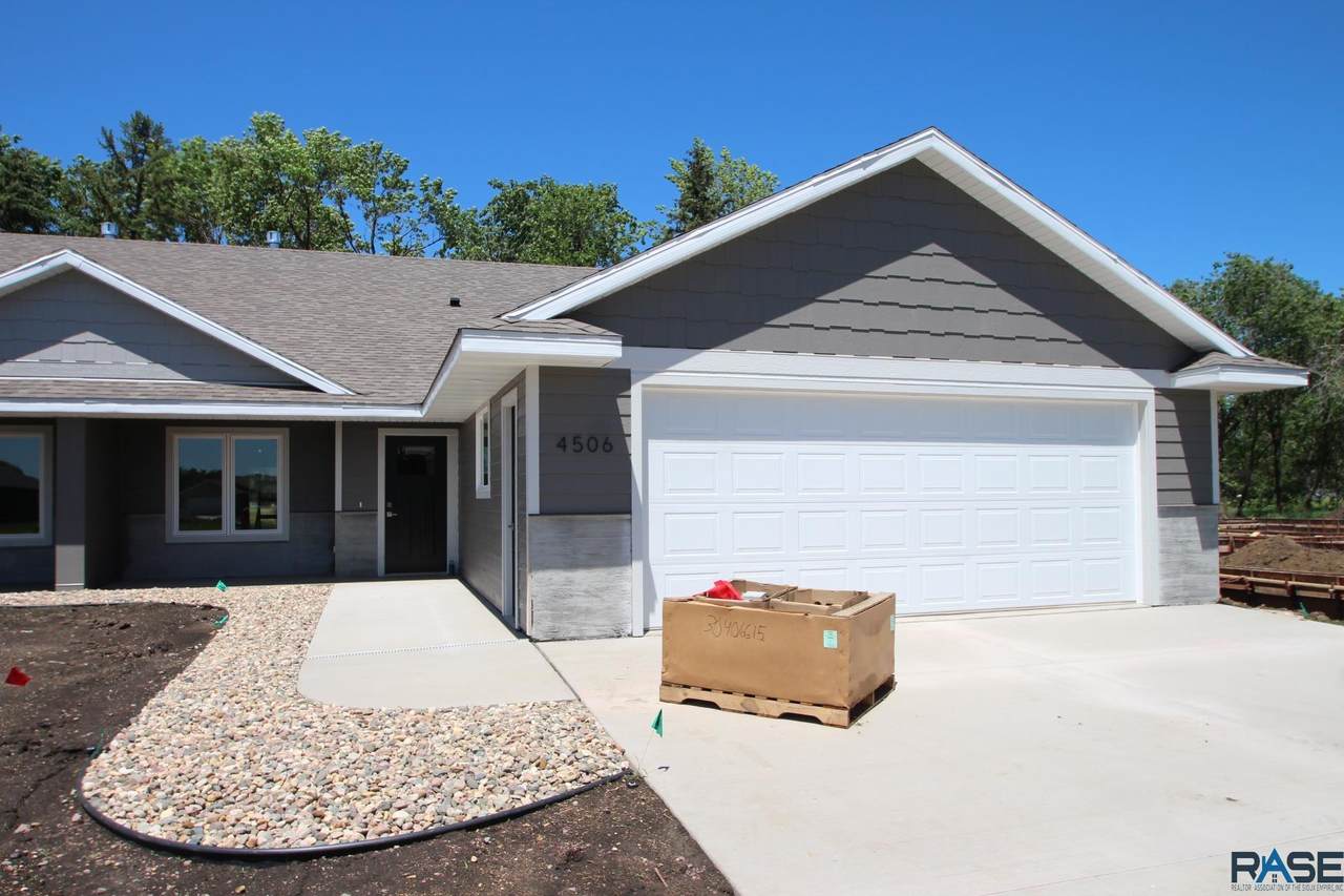 4506 Graceland Pl - Photo 1
