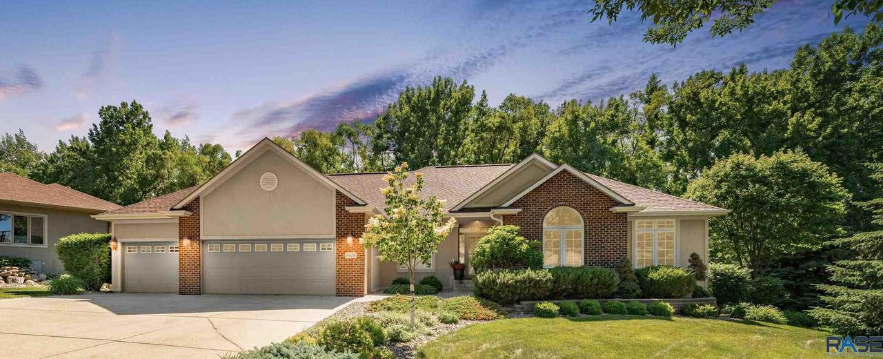5609 Shadow Ridge Cir - Photo 1